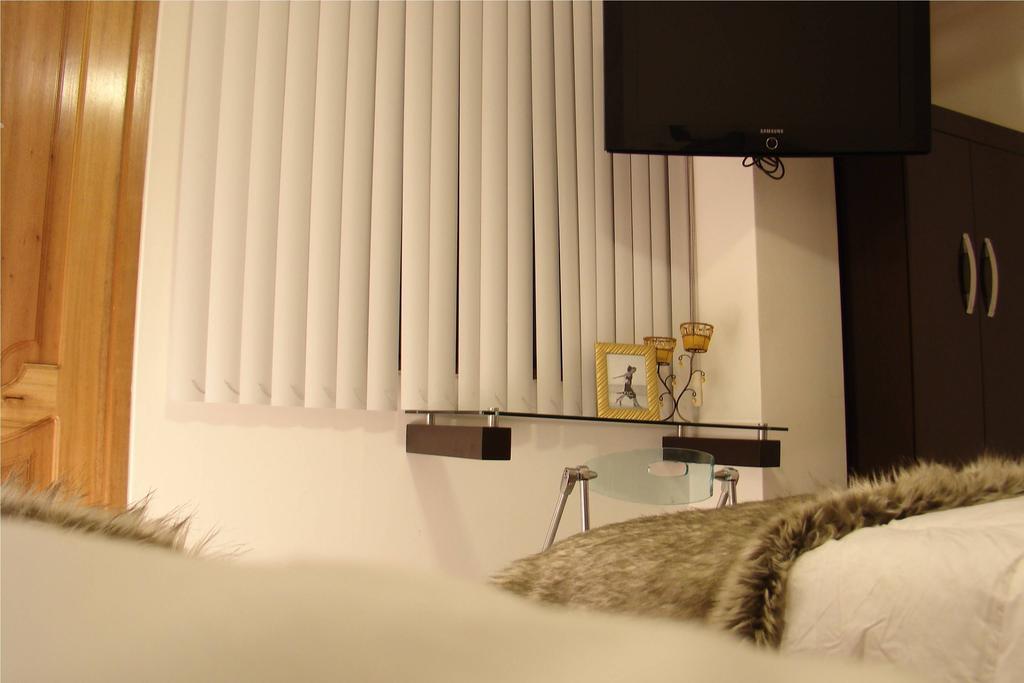 Hostal Media Luna Trujillo Kültér fotó