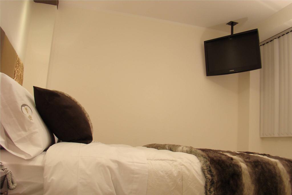 Hostal Media Luna Trujillo Kültér fotó